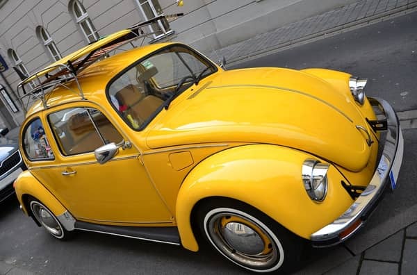 Fusca amarelo