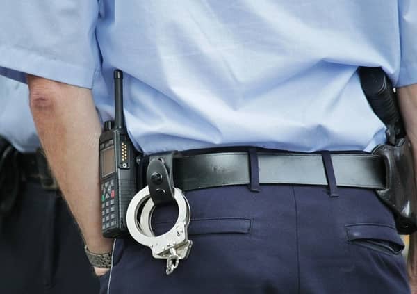 Polícia