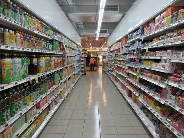 Comprando leite condensado 