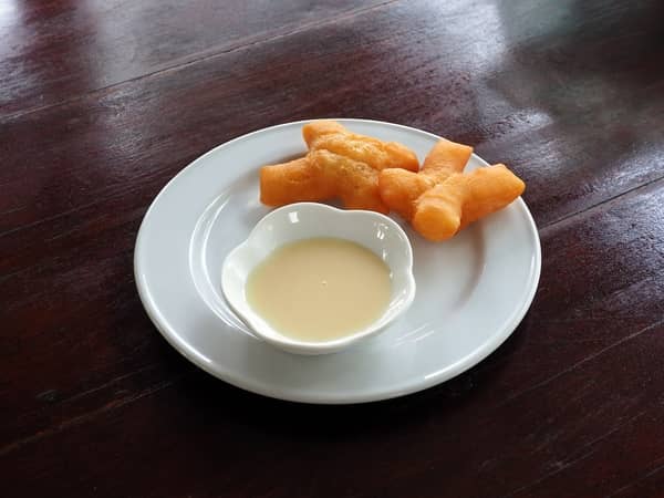 Comida de leite condensado