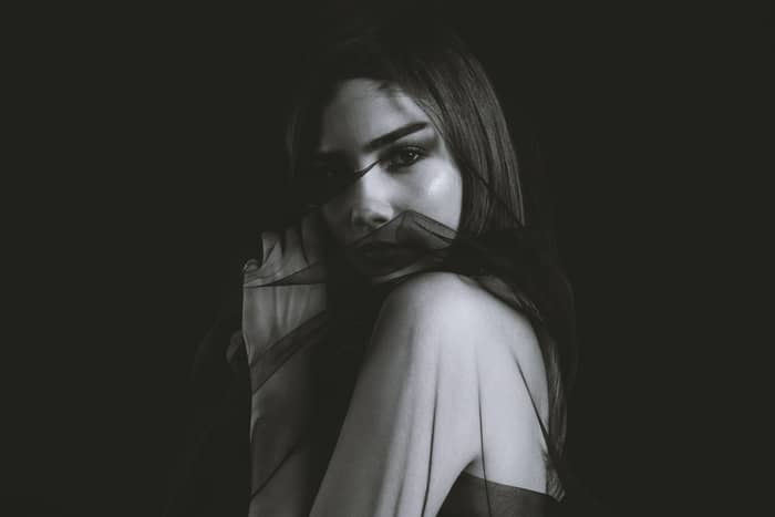Mulher desconhecida morta