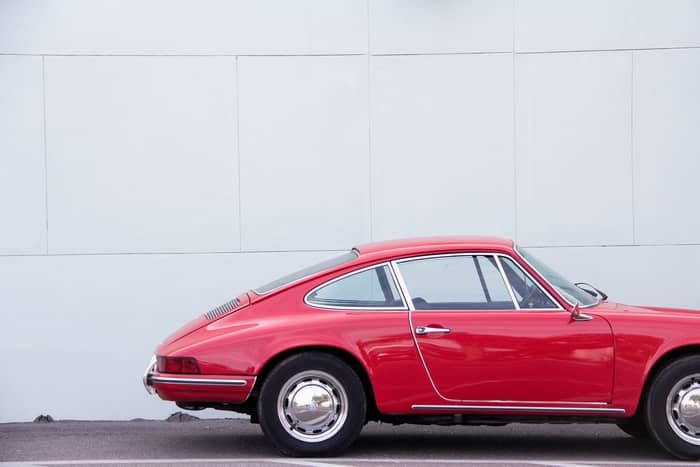Carro vermelho 