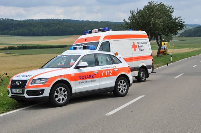 Qual é o significado de sonhar com uma ambulância?