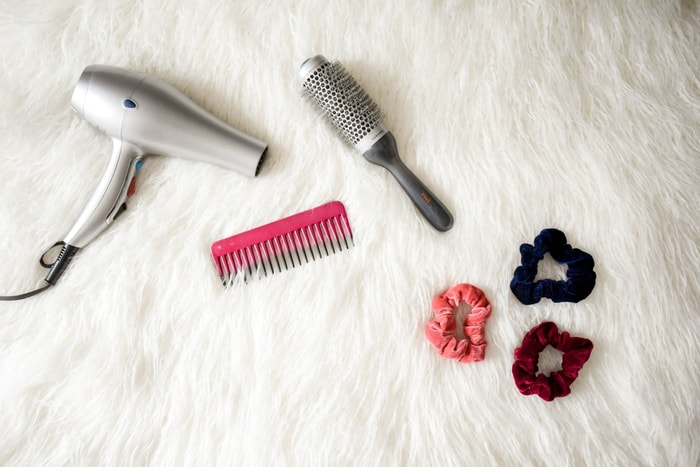 Sonhar com secador de cabelo
