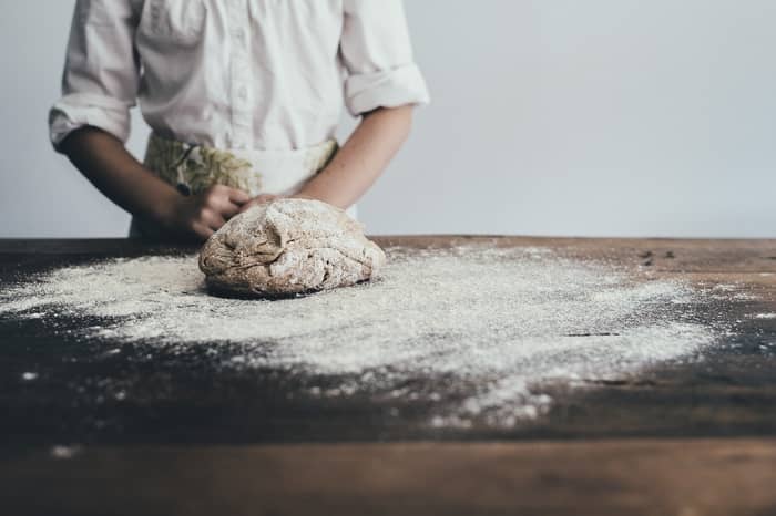 O que significa sonhar com massa de pão?